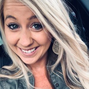 Meet your Posher, Melanie